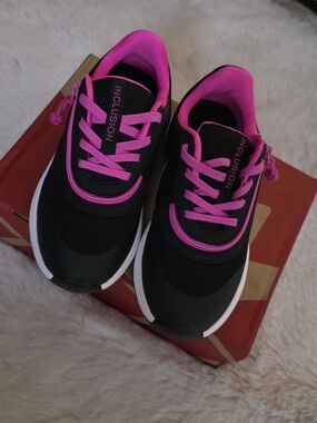 Kid's Billy Footwear Sport Inclusion Adaptive Sneaker